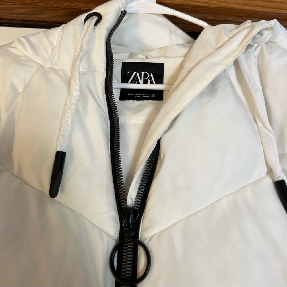 Zara Women’s Puffer